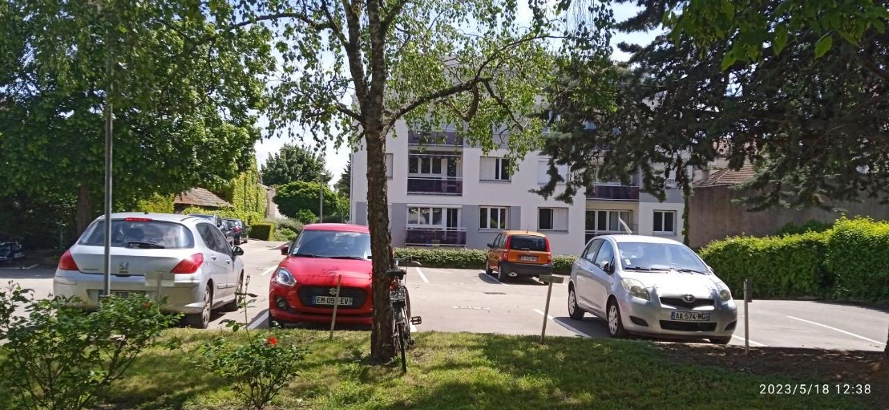 Le Phenix A Internet Haut Debit & Parking 第戎 外观 照片