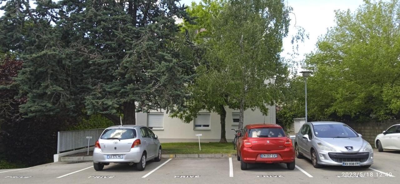 Le Phenix A Internet Haut Debit & Parking 第戎 外观 照片