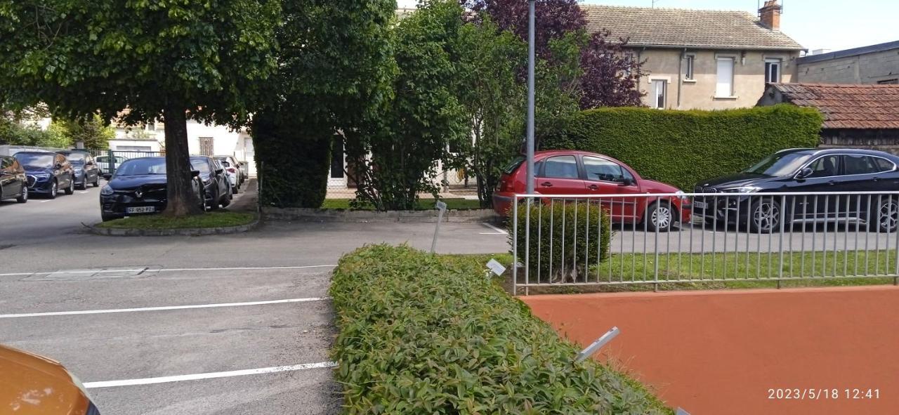 Le Phenix A Internet Haut Debit & Parking 第戎 外观 照片